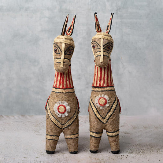 Celebrate Indian Craftsmanship: Handcrafted Jute Horse Figurines from Bengal